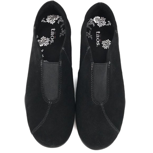 Taos Footwear Shoes - Taos Center Peace Black Leather Slip On Loafers 9